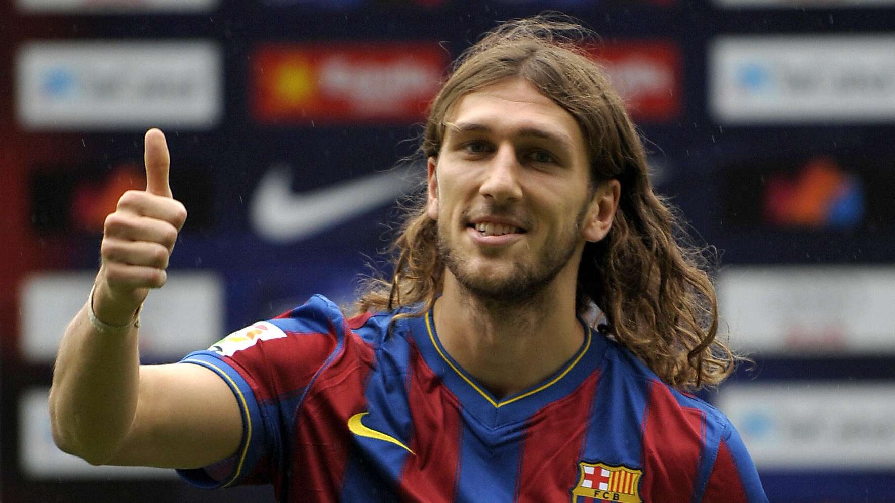 展现出对足 展现出对足